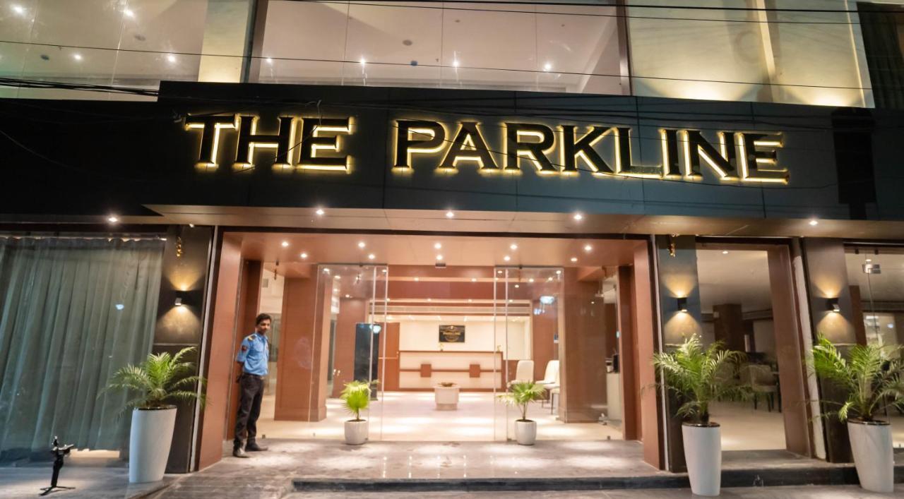 The Parkline Агартала Екстер'єр фото